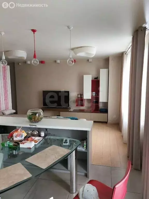 2-комнатная квартира: Тверь, улица Зинаиды Коноплянниковой, 85 (70 м) - Фото 1