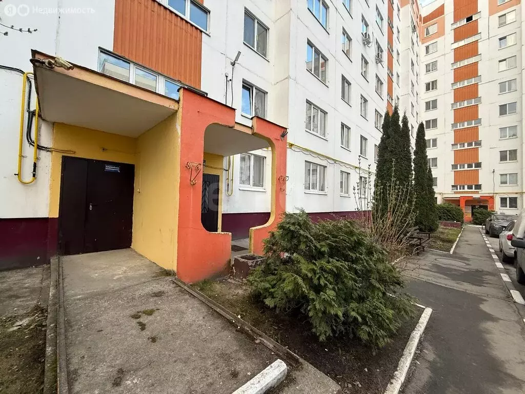 3-комнатная квартира: Брянск, улица Романа Брянского, 16 (62.5 м) - Фото 1