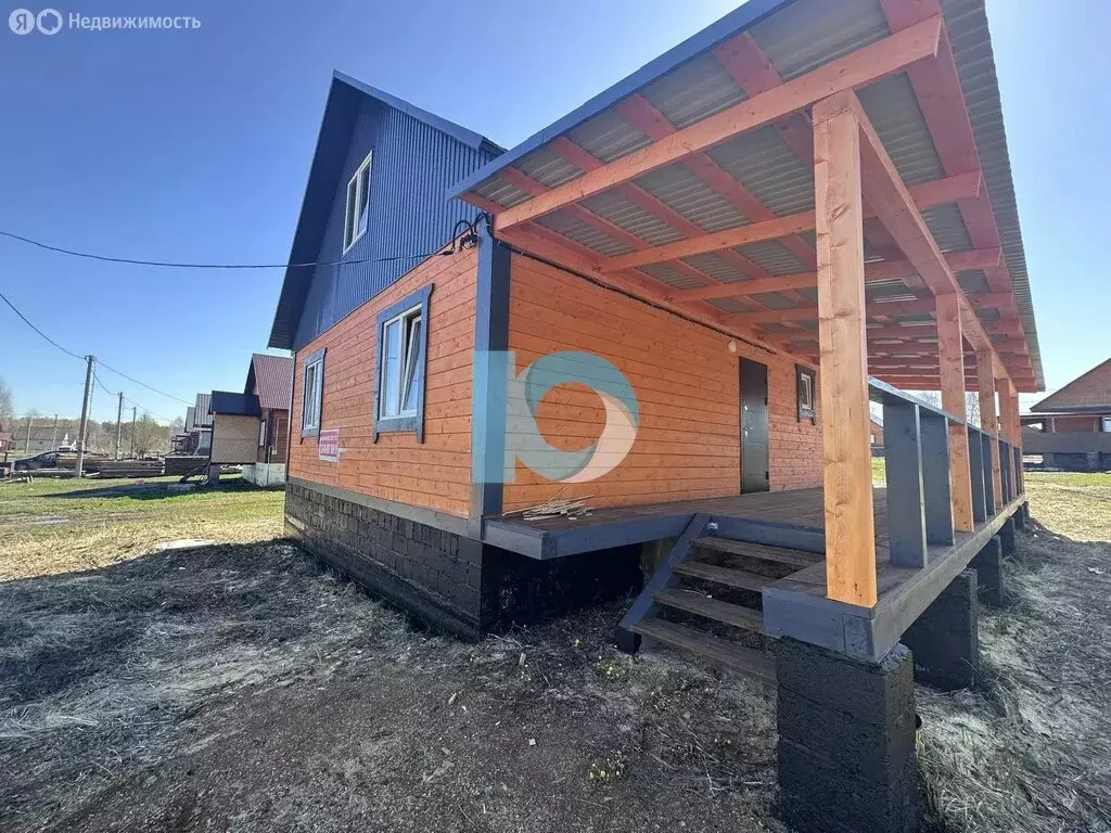 Дом в село Иглино, улица Губайдуллина, 56 (100 м) - Фото 2