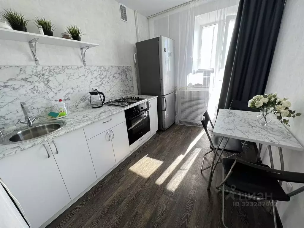 2-к кв. Татарстан, Казань ул. Татарстан, 7 (55.0 м) - Фото 0