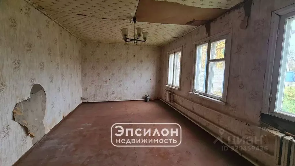 Дом в Курская область, Октябрьский район, Черницынский сельсовет, д. ... - Фото 2