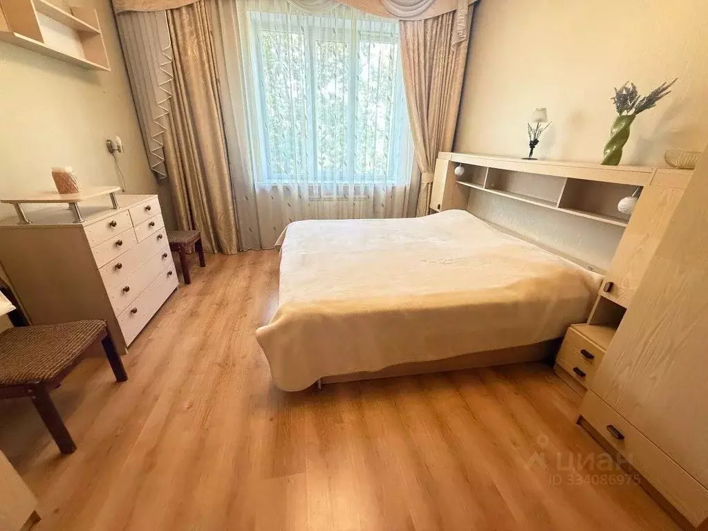 3-к кв. Крым, Симферополь ул. Ленинградская, 7 (60.0 м) - Фото 2