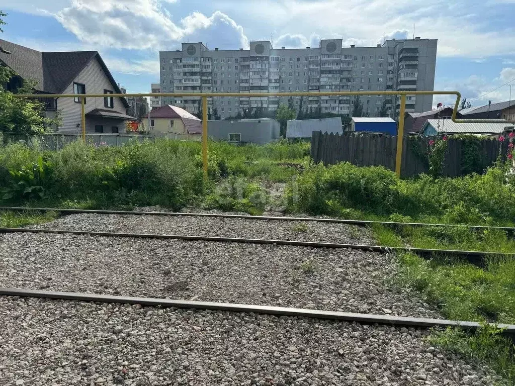 Участок в Омская область, Омск ул. 11-я Линия, 92 (8.2 сот.) - Фото 0