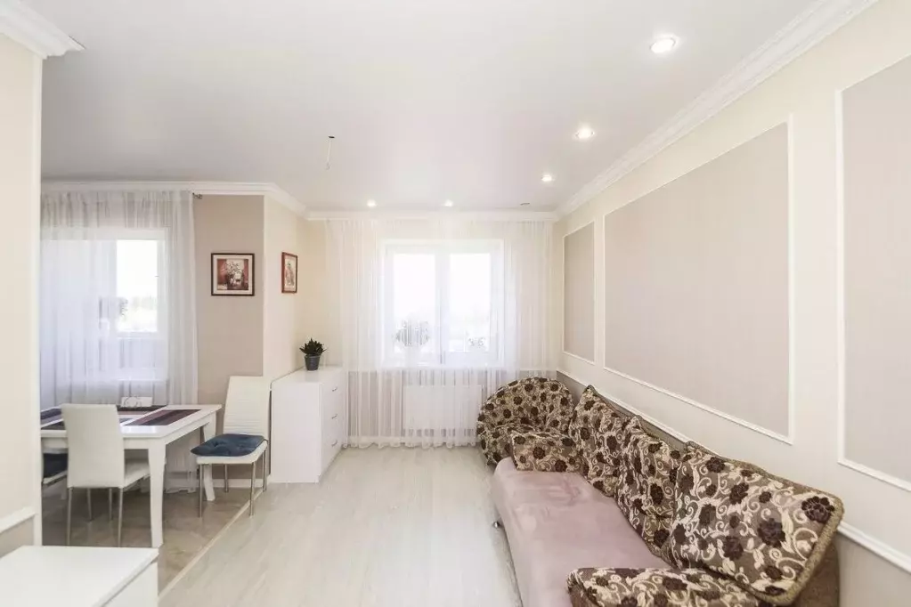 2-к кв. Тюменская область, Тюмень Солнечный проезд, 25к1 (85.1 м) - Фото 2