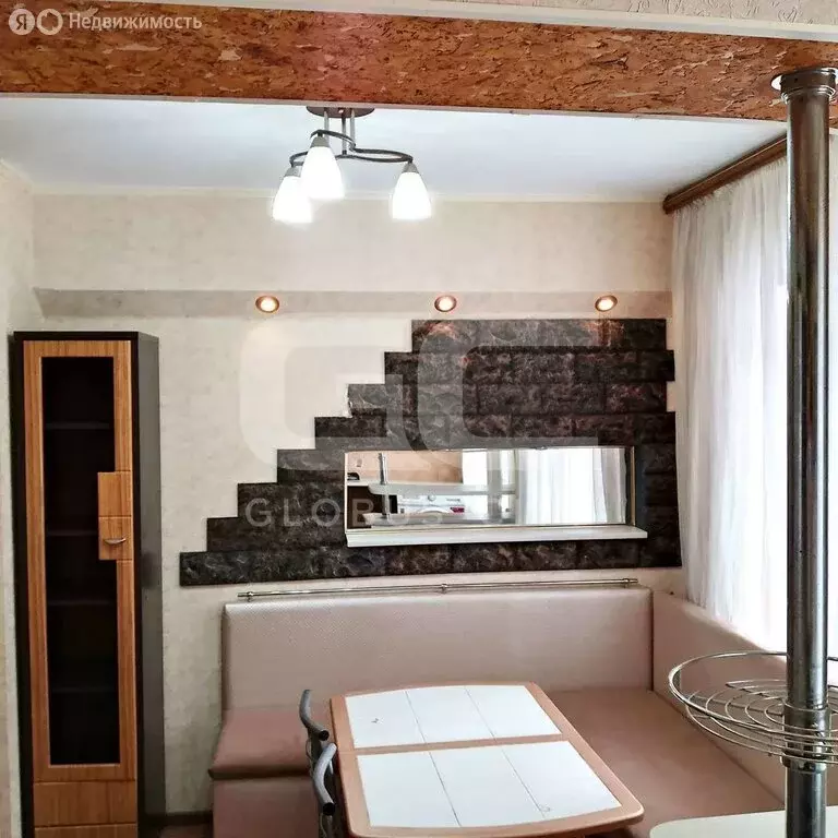 3-комнатная квартира: Брянск, 2-й проезд Станке Димитрова, 1 (53.2 м) - Фото 2