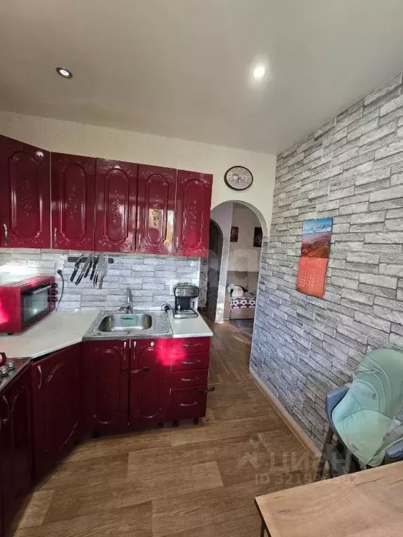 2-к кв. Коми, Сыктывкар ул. Космонавтов, 12 (40.3 м) - Фото 0