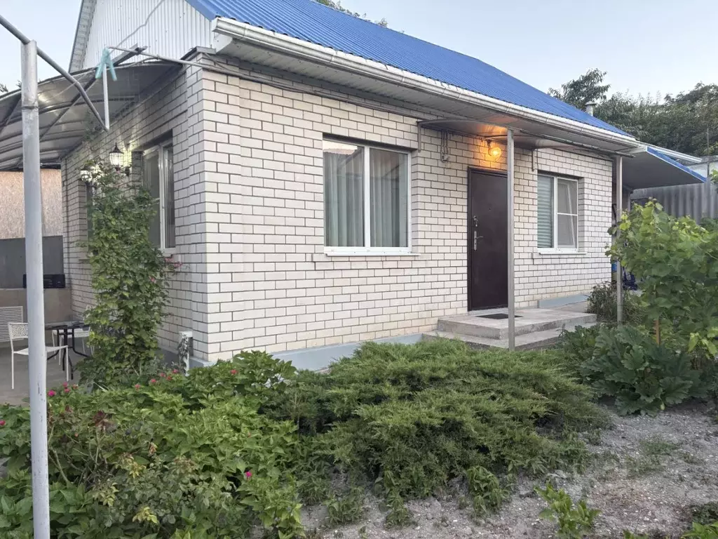 Дом в Краснодарский край, Новороссийск ул. Раевского, 23 (65 м) - Фото 1