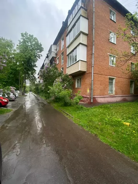 Комната 15 м в 2-к., 2/5 эт. - Фото 1