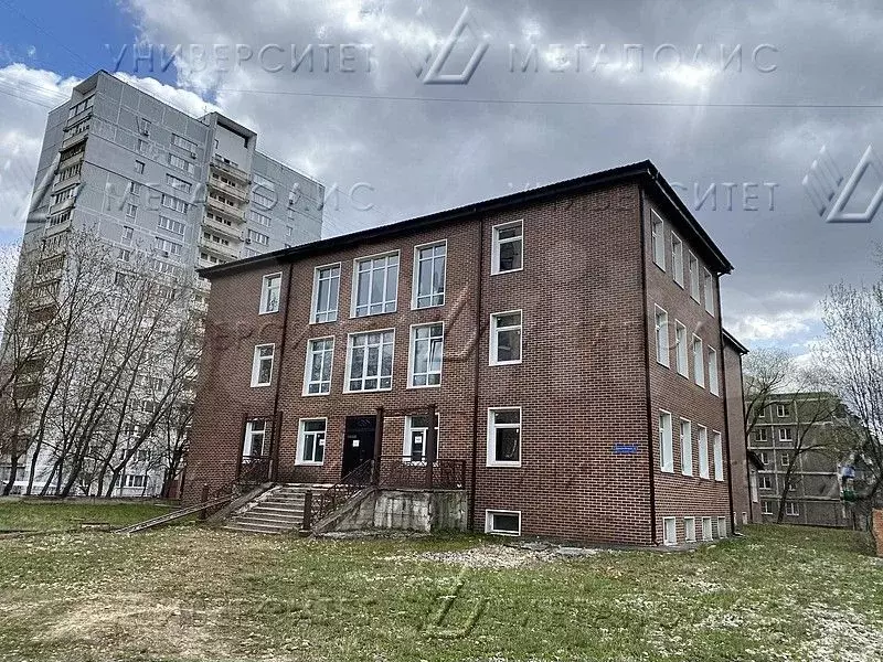 Помещение свободного назначения 1800 м - Фото 0