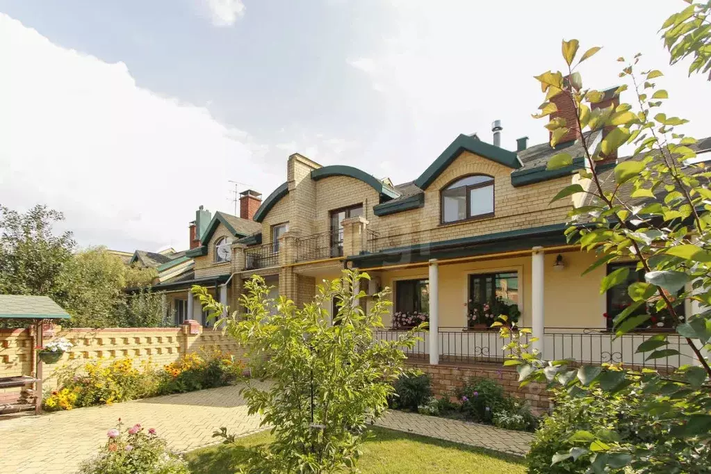 Таунхаус в Тюменская область, Тюмень Барнаульская ул. (176 м) - Фото 1