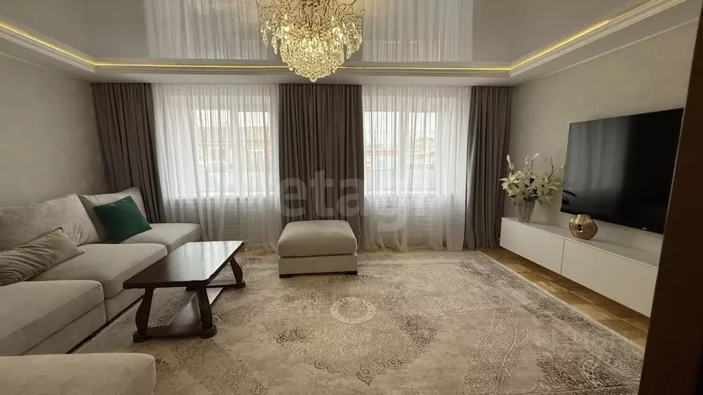 Дом в Башкортостан, Бирск ул. 70 лет Октября (190 м) - Фото 1