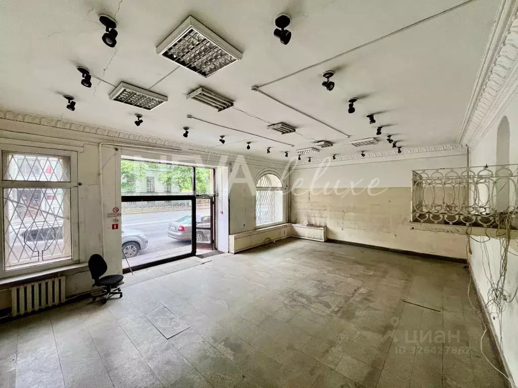 Торговая площадь в Санкт-Петербург Рижский просп., 50 (150 м) - Фото 1