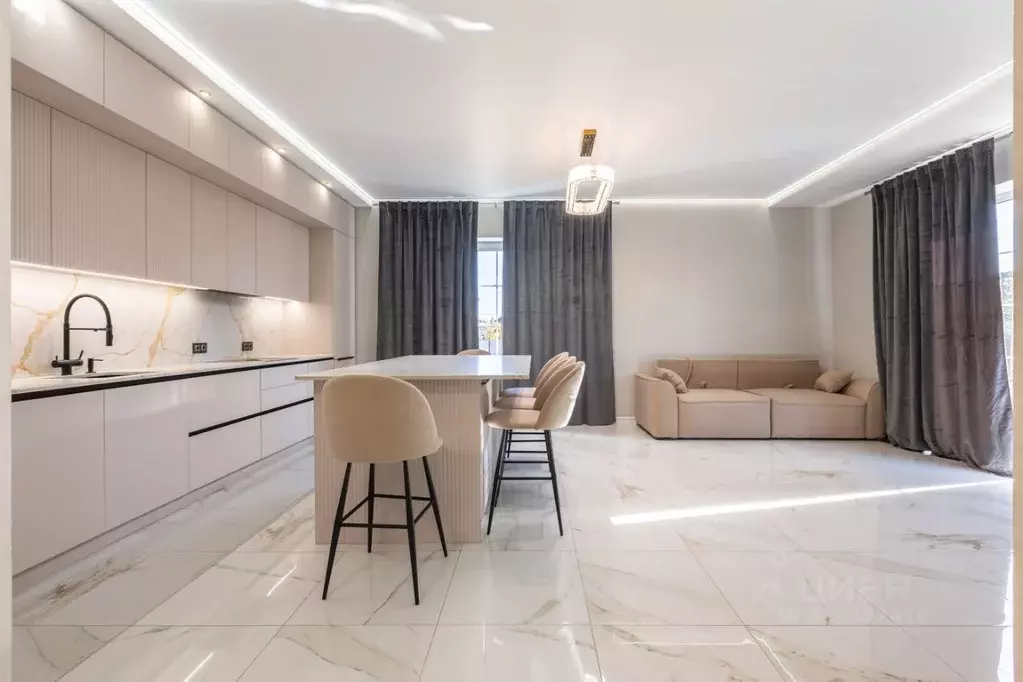 Коттедж в Москва д. Шарапово, ул. Маевского, 23к2 (240 м) - Фото 1