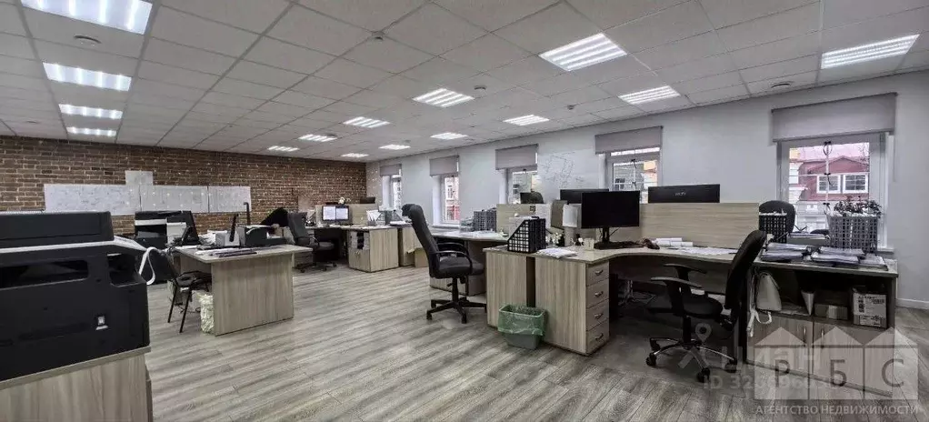 Офис в Саратовская область, Саратов Вольская ул., 58 (150 м) - Фото 2