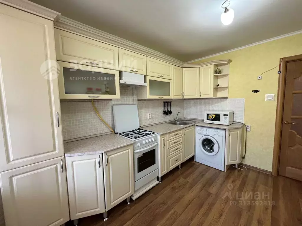 1-к кв. Чувашия, Чебоксары Ярмарочная ул., 11 (36.5 м) - Фото 0