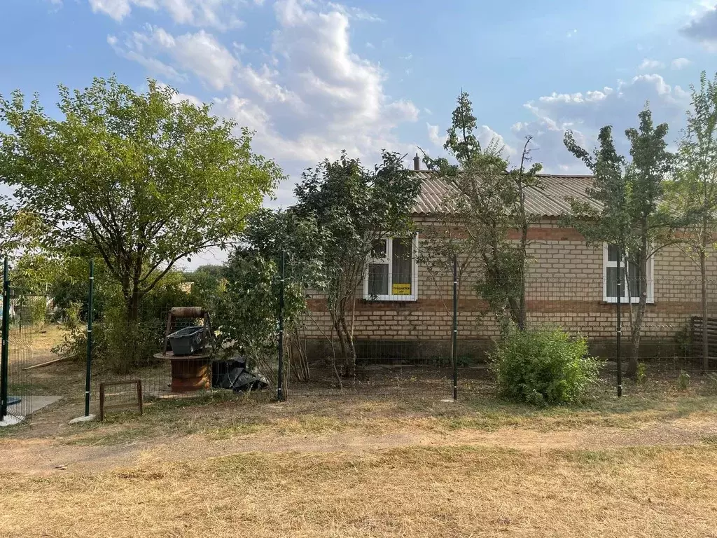 Дом в Ростовская область, Ремонтненский район, пос. Привольный ул. 30 ... - Фото 2