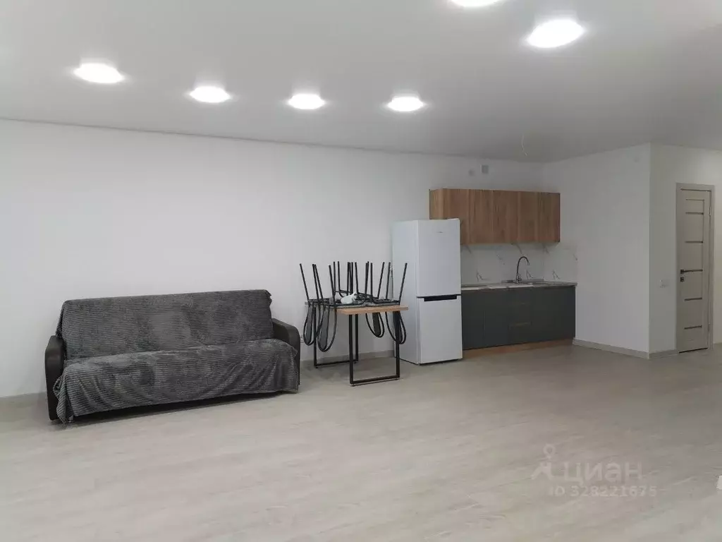 2-к кв. Алтайский край, Бийск ул. Георгия Прибыткова, 10/1 (74.0 м) - Фото 1