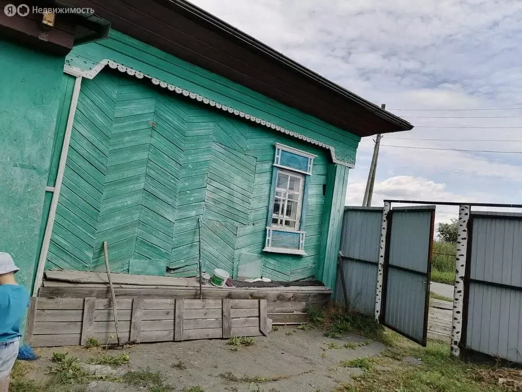 Дом в Свердловская область, Слободо-Туринское сельское поселение, ... - Фото 1