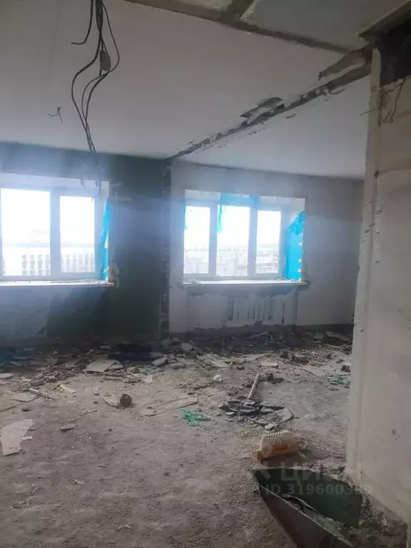 Помещение свободного назначения в Мурманская область, Апатиты ул. ... - Фото 1