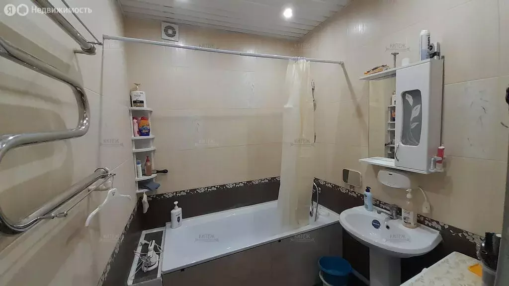 2-комнатная квартира: Калуга, улица Фомушина, 31 (57.6 м) - Фото 1