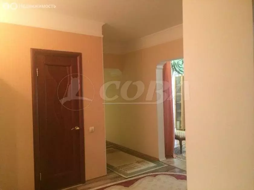 3-комнатная квартира: Тюмень, улица Ватутина, 55 (130 м) - Фото 1
