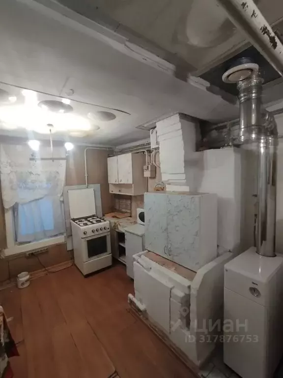Дом в Пермский край, пос. Юг ул. Куйбышева, 25 (50 м) - Фото 1