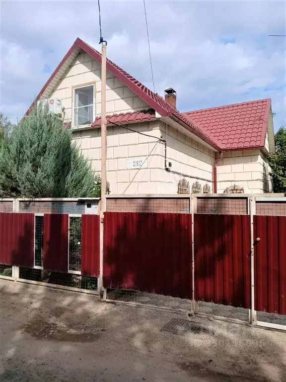 Дом в Астраханская область, Наримановский район, Бережок садовое ... - Фото 1