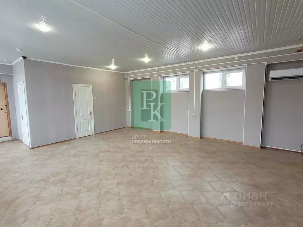 Помещение свободного назначения в Севастополь просп. Октябрьской ... - Фото 2