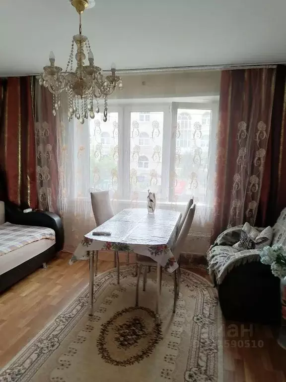 2-к кв. Красноярский край, Красноярск ул. Чернышевского, 102 (53.0 м) - Фото 0