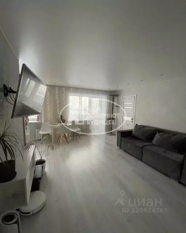 2-к кв. Пермский край, Чернушка ул. Ленина, 101 (45.0 м) - Фото 0