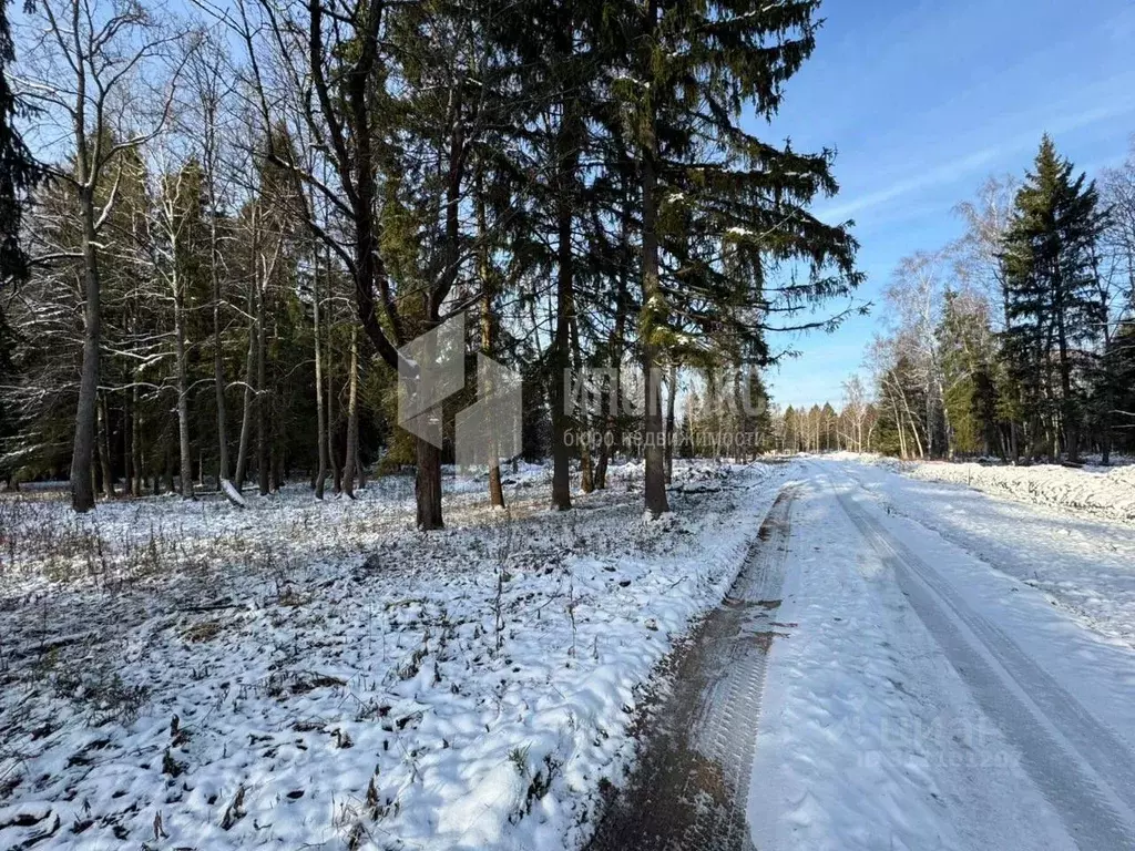 Участок в Московская область, Наро-Фоминский городской округ, пос. ... - Фото 0