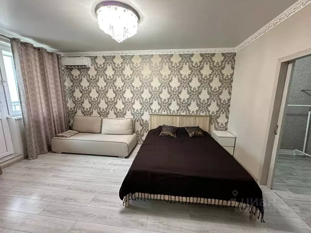 1-к кв. Татарстан, Казань ул. Адоратского, 1Б (55.0 м) - Фото 1