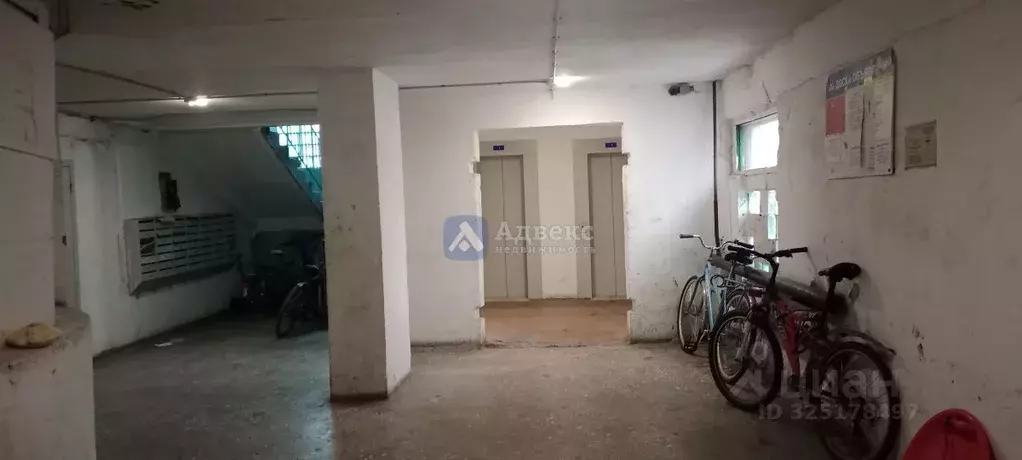 Студия Тюменская область, Тюмень Харьковская ул., 69а (12.1 м) - Фото 1