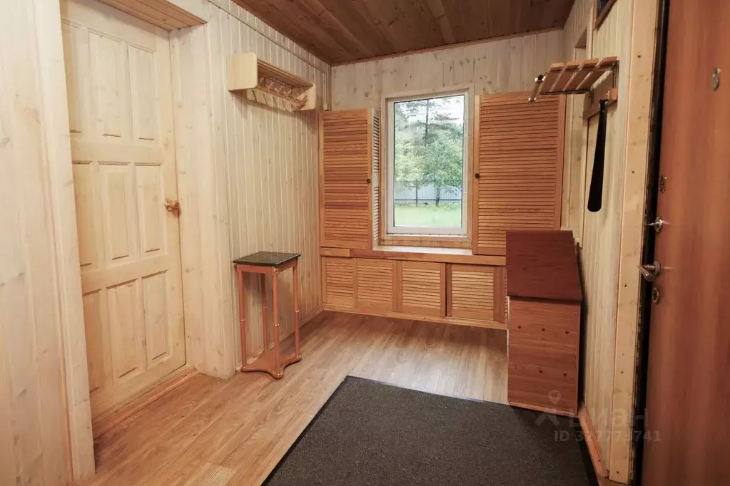 Дом в Ленинградская область, Приозерский район, Красноозерное с/пос, ... - Фото 1