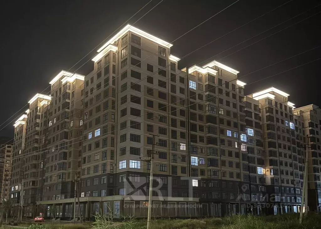 2-к кв. Дагестан, Махачкала ул. Маковая, 2к3 (82.0 м) - Фото 1