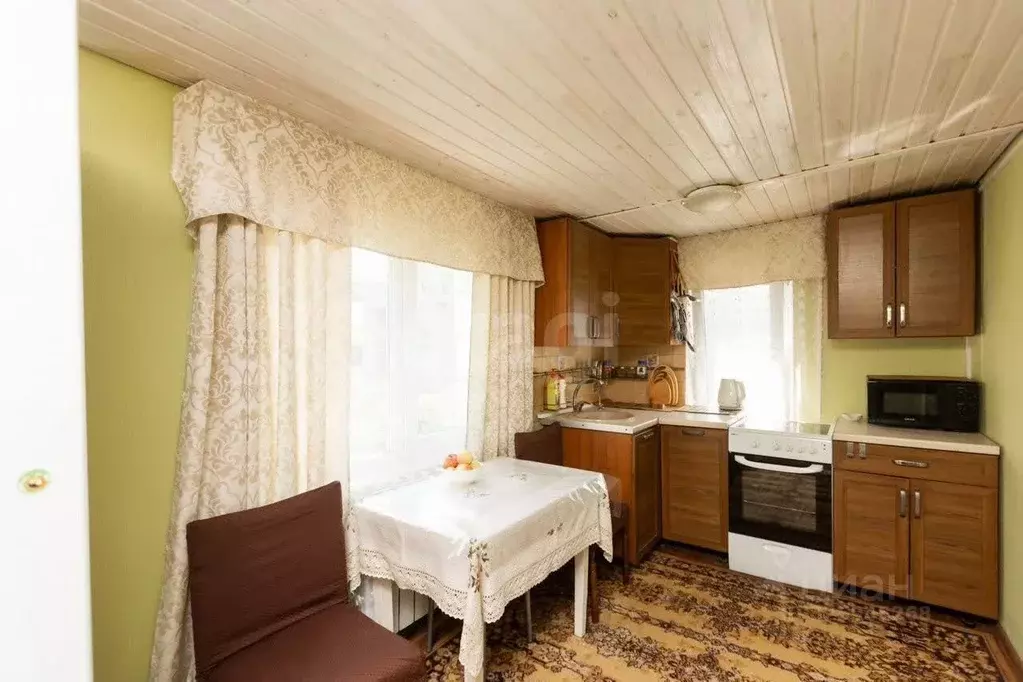 Дом в Оренбургская область, Оренбургский район, Нежинский сельсовет, ... - Фото 2