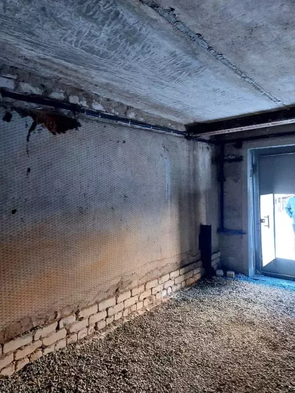 Гараж в Оренбургская область, пос. Комаровский  (21 м) - Фото 1