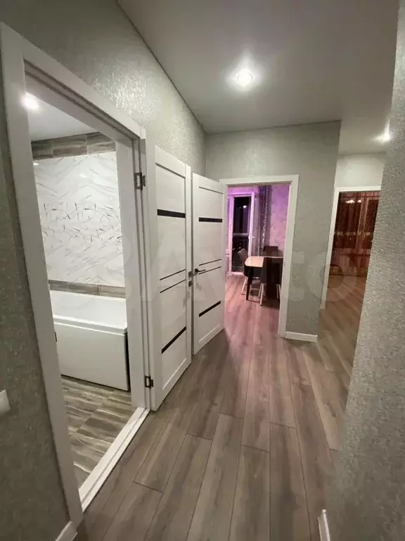 2-к. квартира, 60 м, 15/25 эт. - Фото 1