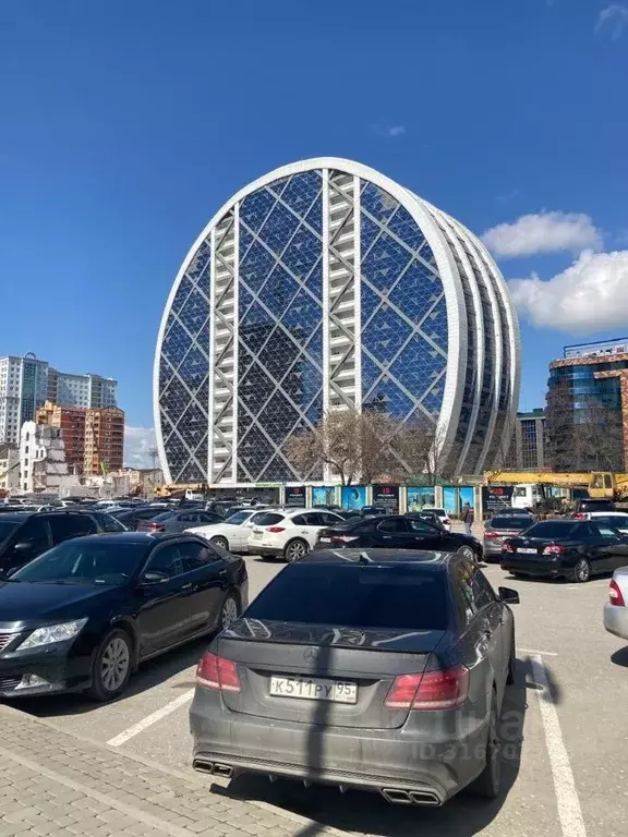 Помещение свободного назначения в Чеченская республика, Грозный ул. ... - Фото 1