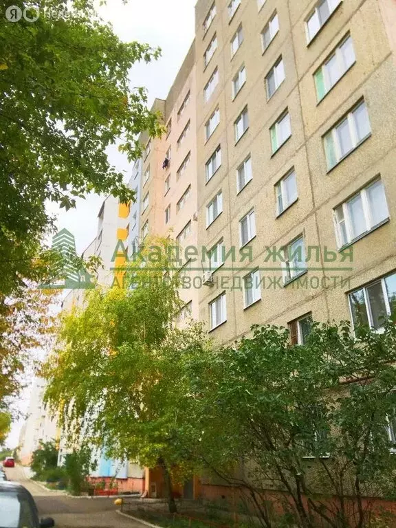 3-комнатная квартира: Саратов, 1-й Прессовый проезд, 3 (69 м) - Фото 0