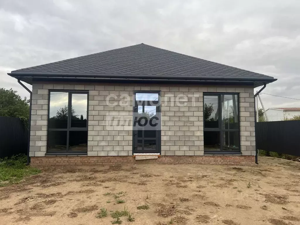 Дом в Саратовская область, Энгельс Солнышко СНТ, 152 (102 м) - Фото 1