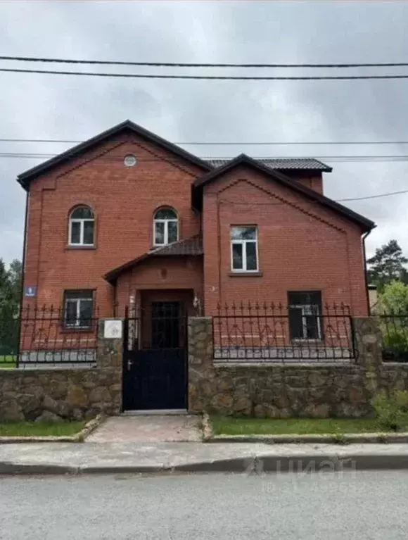 Коттедж в Новосибирская область, Новосибирск пос. Лесное, ул. ... - Фото 0