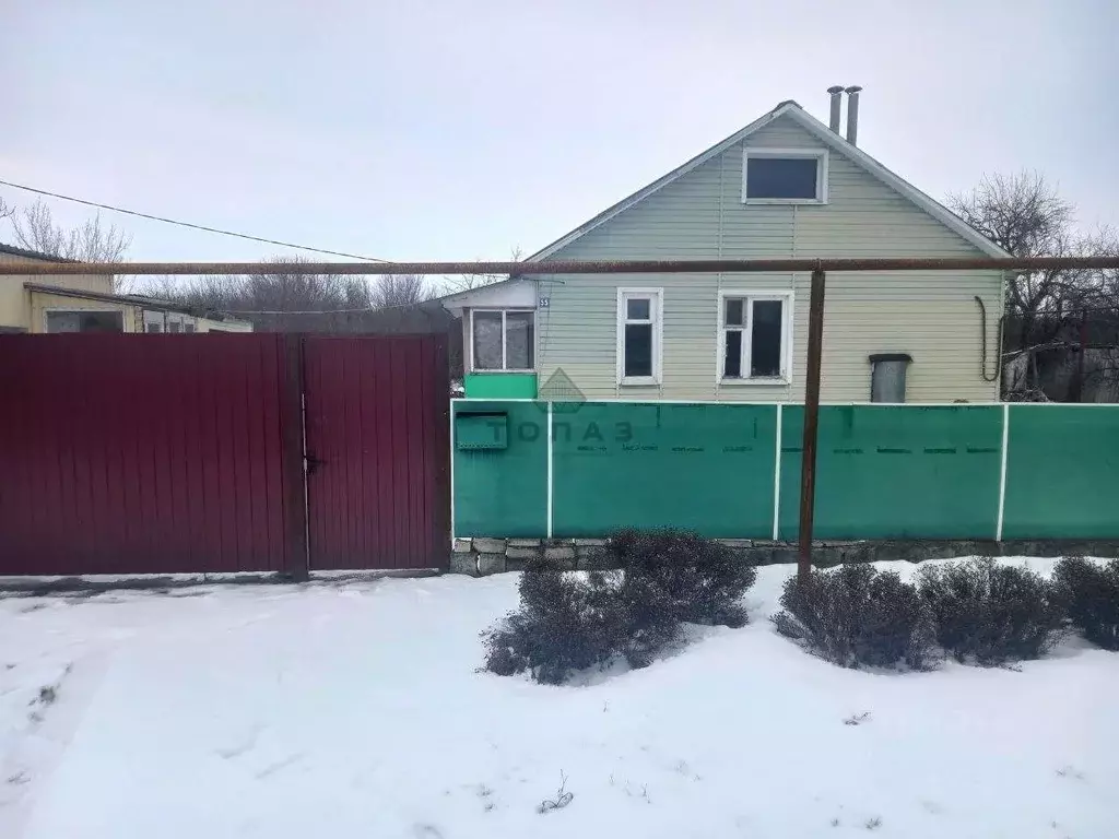 Дом в Воронежская область, Богучарский район, Луговское с/пос, с. ... - Фото 1