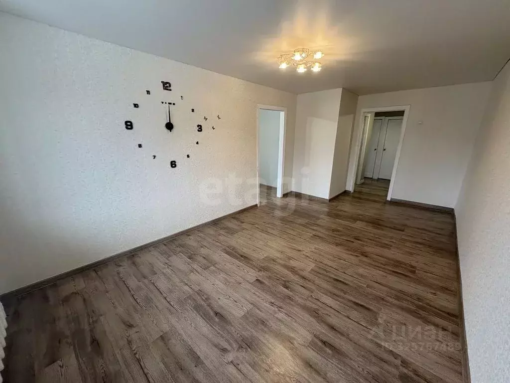 3-к кв. Владимирская область, Гусь-Хрустальный ул. Менделеева, 23 ... - Фото 1