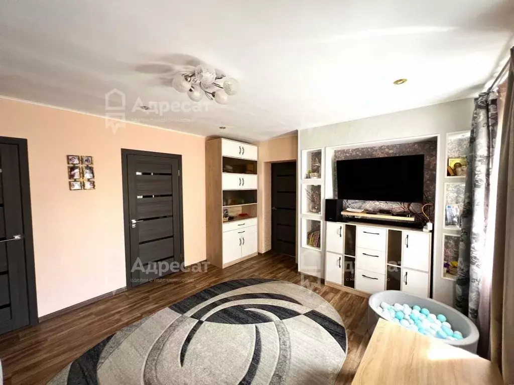 Дом в Волгоградская область, Волгоград Ужгородская ул. (65 м) - Фото 1