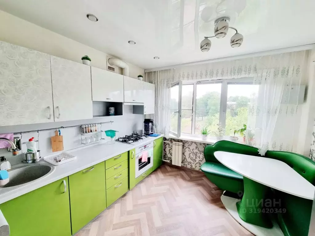 3-к кв. Иркутская область, Ангарск 94-й кв-л, 104 (68.4 м) - Фото 0