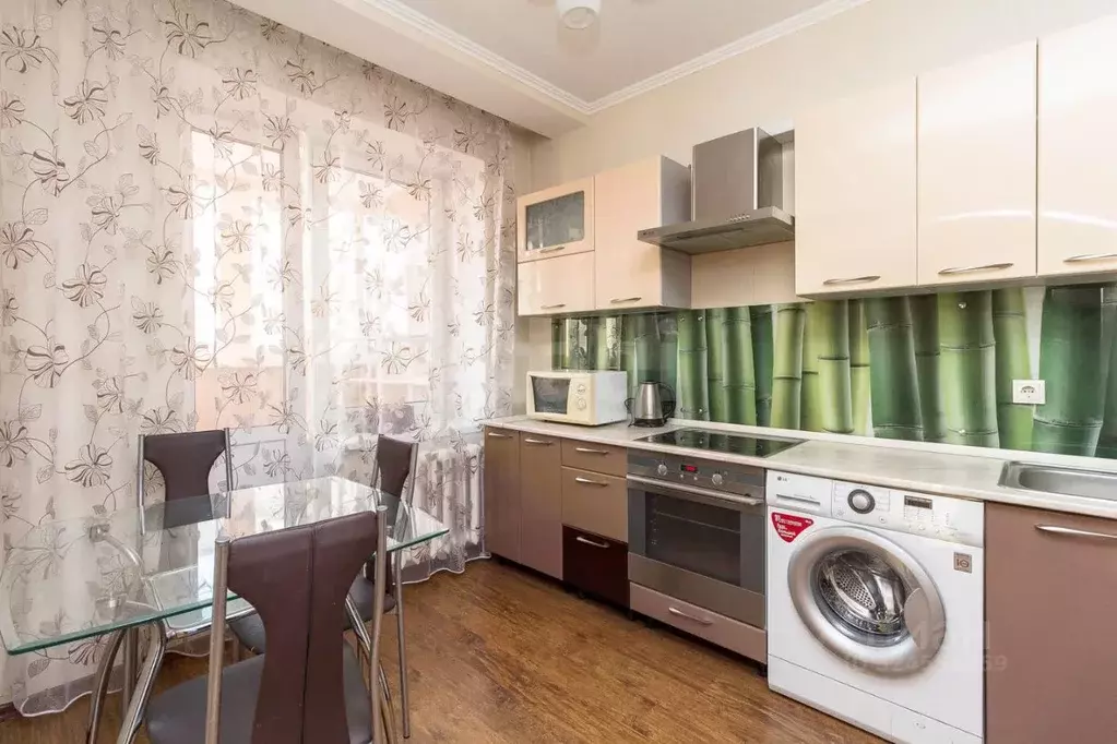 2-к кв. Тюменская область, Тюмень ул. Чернышевского, 2а (59.0 м) - Фото 2