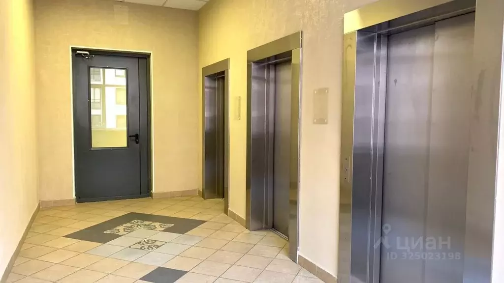 Офис в Санкт-Петербург Кременчугская ул., 19к1 (49 м) - Фото 1