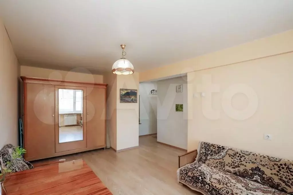 1-к. квартира, 30,4 м, 5/5 эт. - Фото 0