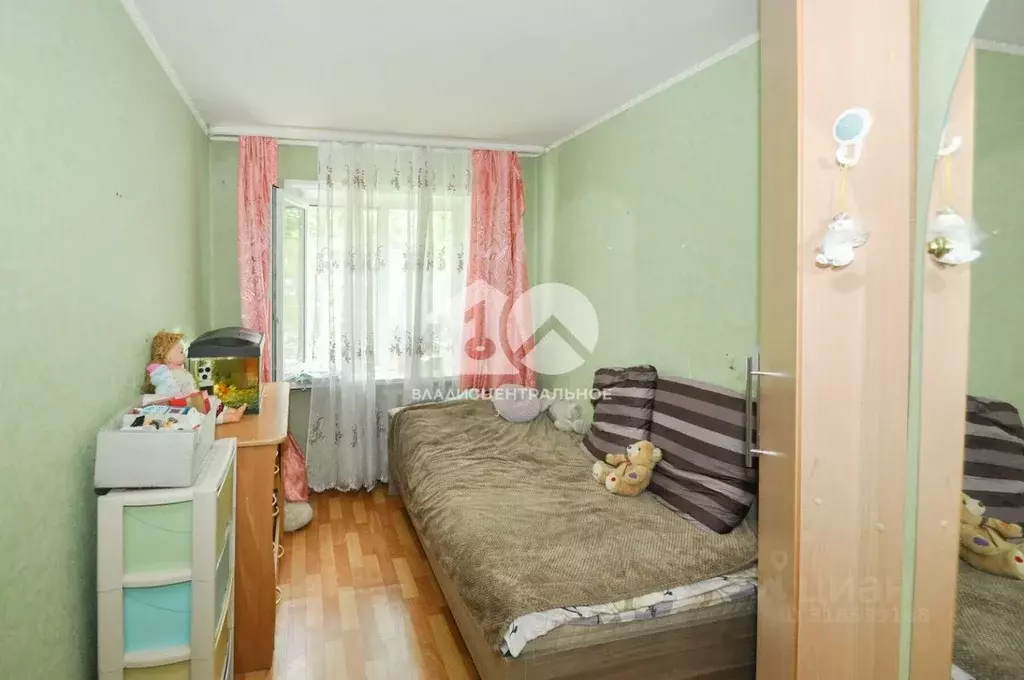 3-к кв. Новосибирская область, Новосибирск ул. Петухова, 94 (61.8 м) - Фото 0